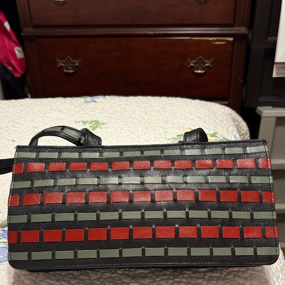 Woven Pattern Leather Shoulder Bag in Red, Black & Olive